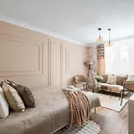 Sip Wine With Palace Of Culture Views, Station Steps Away, Ac & Balcony * Warsaw